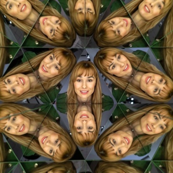 Открий магията в ''Музей на илюзиите'' от Макароон Открий магията в ''Музей на илюзиите'' от Макароон