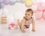 Професионална Cake Smash фотосесия за деца от Макароон