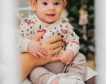 Christmas is even more magical with a Luxury Family Photoshoot from Makaroon