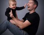 Capture the most intimate moments between you in photos with a Professional "Mom and Me" or "Dad and Me" Photo Session from Makaroon