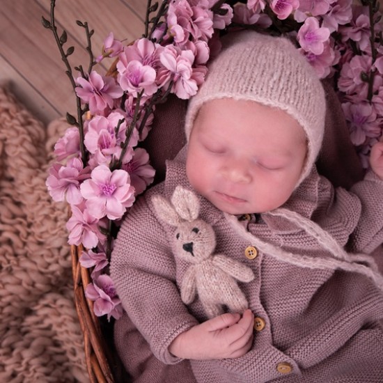 Capture the most precious moments of life with a Professional Newborn Photoshoot from Makaroon Capture the most precious moments of life with a Professional Newborn Photoshoot from Makaroon