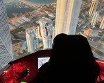 Усетете тръпката от пилотирането с авиосимулатор на хеликоптер от Makaroon Усетете тръпката от пилотирането с авиосимулатор на хеликоптер от Makaroon