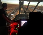 Усетете тръпката от пилотирането с авиосимулатор на хеликоптер от Makaroon Усетете тръпката от пилотирането с авиосимулатор на хеликоптер от Makaroon