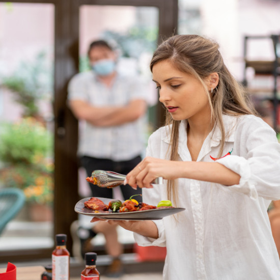 Оригинален подарък - лют тур за двама | Makaroon.bg