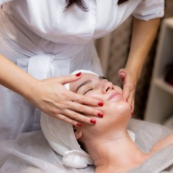 Facial therapy with cocktail with active ingredients in Stara Zagora Facial therapy with cocktail with active ingredients in Stara Zagora