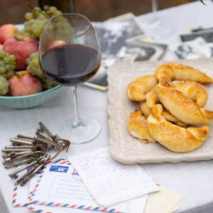 Винена дегустация на 5 вина за двама в Хараламбиеви, с. Петърница