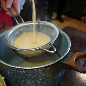 Обиколка на Етно Център Раждавица с баница и боза за двама