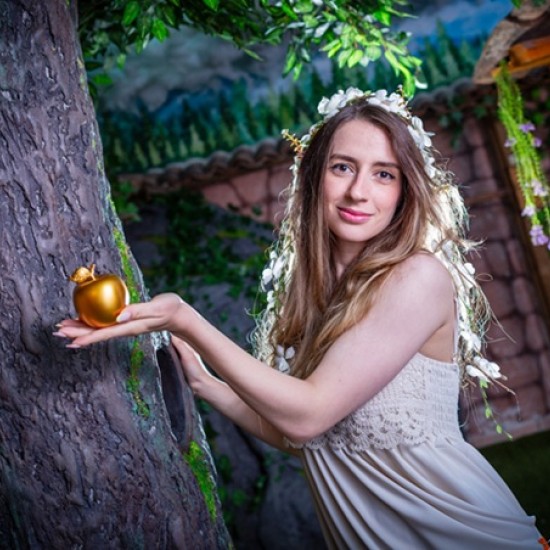 Изживейте приказните истории, с които сте отраснали, с ескейп стая Златната ябълка и змеят от Makaroon Изживейте приказните истории, с които сте отраснали, с ескейп стая Златната ябълка и змеят от Makaroon