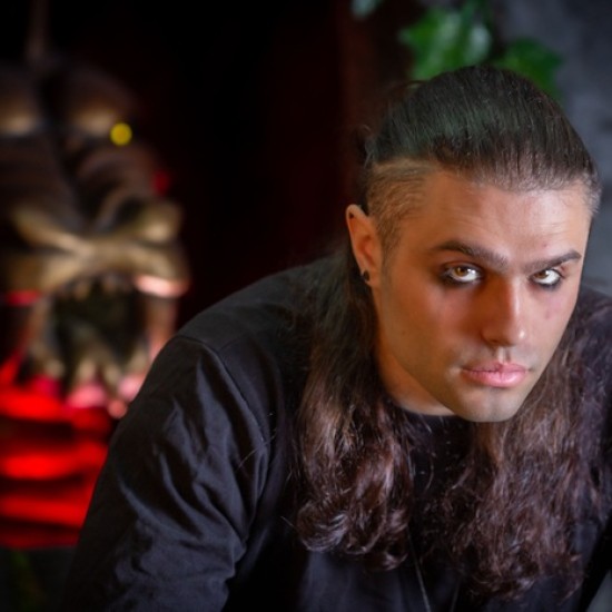 Изживейте приказните истории, с които сте отраснали, с ескейп стая Златната ябълка и змеят от Makaroon Изживейте приказните истории, с които сте отраснали, с ескейп стая Златната ябълка и змеят от Makaroon