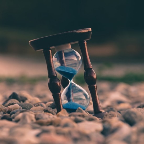 Подари преживяване: Ескейп стая Magic School: Игра за трима | Makaroon.bg