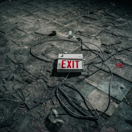 Подари преживяване: Ескейп стая Magic School: Игра за трима | Makaroon.bg