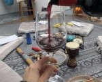 Подарете си едно специално преживяване за сетивата, душата и ума - Музикотерапия в люлка и вино от Makaroon