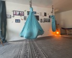 Подарете си едно специално преживяване за сетивата, душата и ума - Музикотерапия в люлка и вино от Makaroon