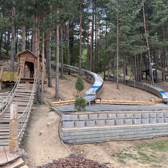 Забавлението е гарантирано с Конна езда, разходка с АТВ и въжен парк в Therme Fun and Sport Park, с. Баня от Makaroon