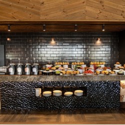 Спокойствие и грижа за ума и тялото с 8-часов достъп за един човек до СПА комплекс Pulse Therme, с. Баня