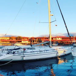 Круиз с луксозна яхта в Несебър Круиз с луксозна яхта в Несебър