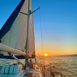 Наем на луксозна яхта от гр. Варна