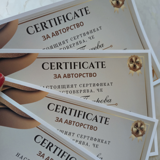 Усетете магията на творческата атмосфера с Работилница за изработка на бижута от епоксидна смола в Банкя от Makaroon Усетете магията на творческата атмосфера с Работилница за изработка на бижута от епоксидна смола в Банкя от Makaroon