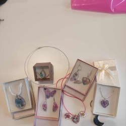 Работилница за изработка на бижута от епоксидна смола за един човек в Банкя