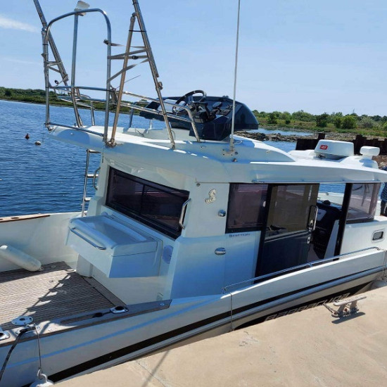 Наем на лодка край Созопол за частно парти от Makaroon