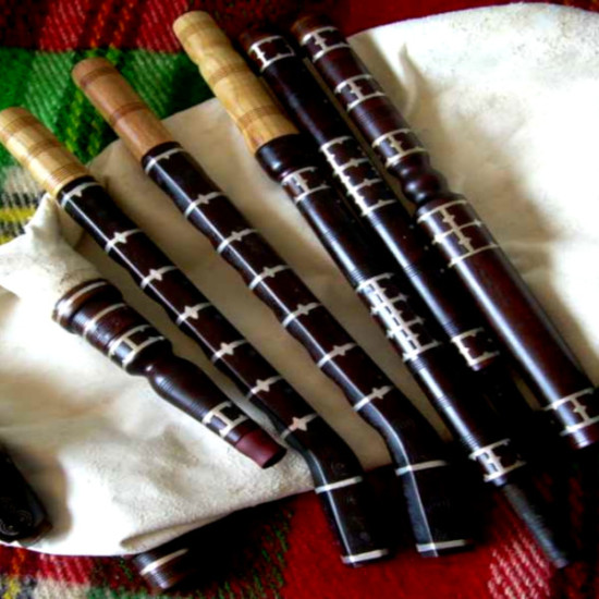 Научи се да свириш на родопска гайда: Пакет от два урока | Makaroon.bg