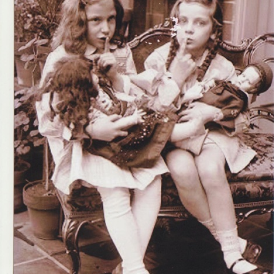 Включете се в една шокираща мистерия с Ескейп стая ROOM 66 II (по действителен случай) от Makaroon Включете се в една шокираща мистерия с Ескейп стая ROOM 66 II (по действителен случай) от Makaroon