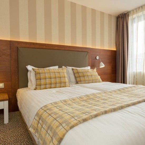 Подарете си невероятна семейна спа почивка с Две нощувки в комплекс Русковец Термал СПА и Ски Резорт от Makaroon