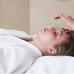 Освободете натрупания стрес и подобрете връзката със себе си с Аксес Барс сесия Освободете натрупания стрес и подобрете връзката със себе си с Аксес Барс сесия