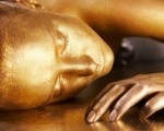 Enjoy a VIP spa package for two + a bottle of wine from Makaroon
