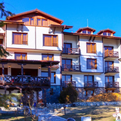 Overnight stay with breakfast and included platter with traditional appetizers and wine for two in Dobrinishte Overnight stay with breakfast and included platter with traditional appetizers and wine for two in Dobrinishte