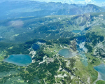 Over mountains and lakes with "Flight over the Seven Rila Lakes with a gyrocopter" from Makaroon