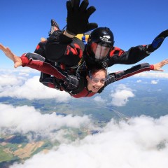 Тандемен скок с парашут от 3000 метра на летище Ихтиман