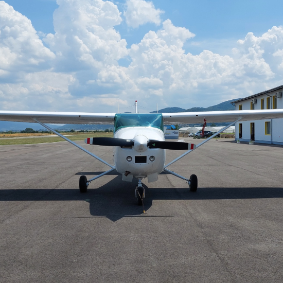 Over mountains and lakes with "Group flight by plane for up to 3 people to the Rila Lakes" from Makaroon