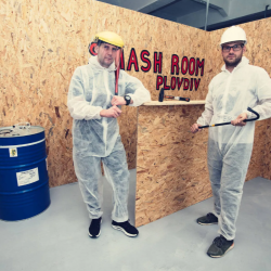 Get rid of anger together with the “Duo Deluxe package for two at Smash Room” in Plovdiv Get rid of anger together with the “Duo Deluxe package for two at Smash Room” in Plovdiv