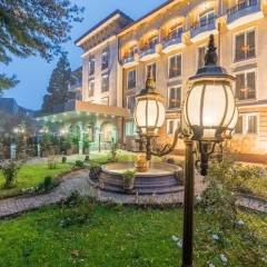 Две нощувки за двама в хотел Стримон Гардън Медикъл & СПА Кюстендил