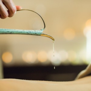 Face Therapy: Gold and Silk (60 min.) Face Therapy: Gold and Silk (60 min.)