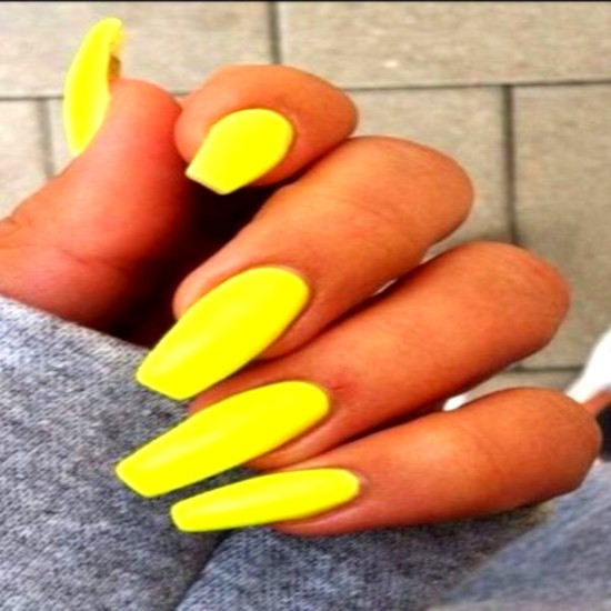 Изграждане на нокти + UV гел лак (ноктопластика) | Makaroon.bg