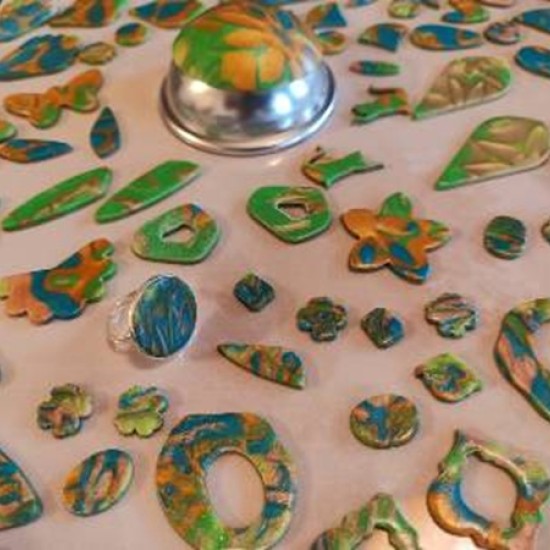 Създайте свои уникални бижута от полимерна глина на арт брънч-работилница от Makaroon Създайте свои уникални бижута от полимерна глина на арт брънч-работилница от Makaroon