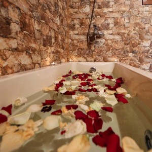 Overnight stay for two in a wooden eco-house in Leshten Overnight stay for two in a wooden eco-house in Leshten