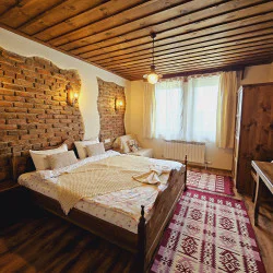 Парти преживяване за весела компания – уикенд в Лещен с приятели Парти преживяване за весела компания – уикенд в Лещен с приятели