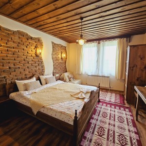 Парти преживяване за весела компания – уикенд в Лещен с приятели Парти преживяване за весела компания – уикенд в Лещен с приятели