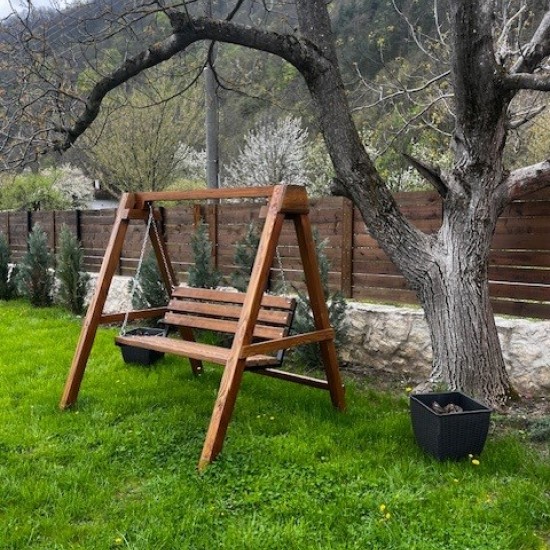 Там, където красотата и комфортът са в пълна хармония - подарете си  2 нощувки във вила Valmont Luxury Chalet от Makaroon