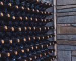 Нощувка във „Вила Синтика“ – преживяване с вкус и аромат на вино от Макароон