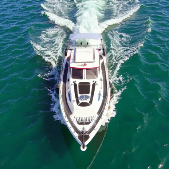  Подарете си едно забавно лято с „Разходка с яхта във Варна“ от Makaroon