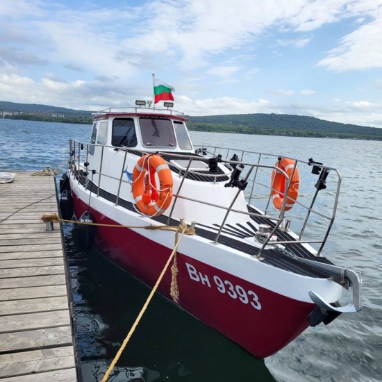  Подарете си едно забавно лято с „Разходка с лодка във Варна“ от Makaroon