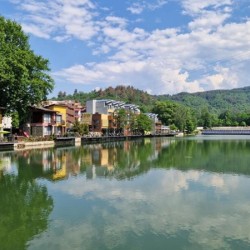 Романтично преживяване за двама с две нощувки, закуска и СПА сред природата в Waterside Spa Complex, с. Огняново, област Благоевград Романтично преживяване за двама с две нощувки, закуска и СПА сред природата в Waterside Spa Complex, с. Огняново, област Благоевград