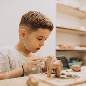 Ceramics workshop for children - fun for little artists Ceramics workshop for children - fun for little artists
