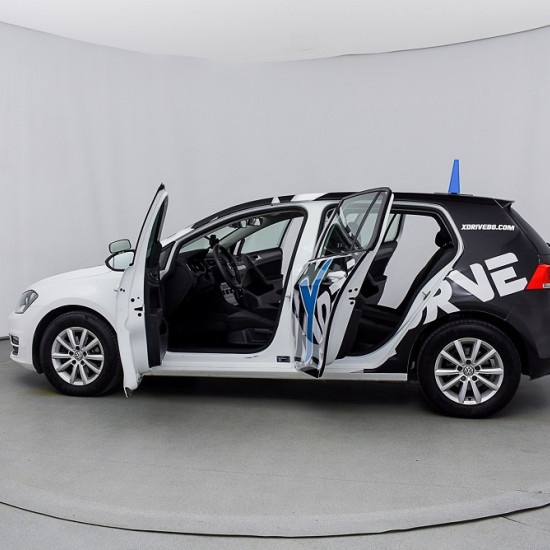 Шофьорски курс категория “B“ – подарък с мисъл за бъдещето от Makaroon