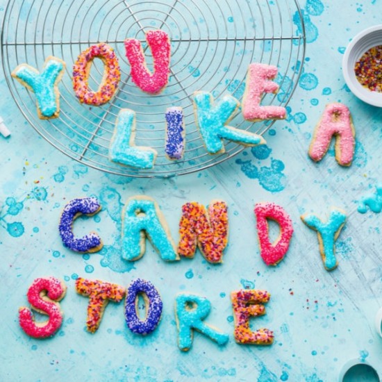 Кулинарен уоркшоп: Приготвяне и декориране на сладки за Св. Валентин | Makaroon.bg