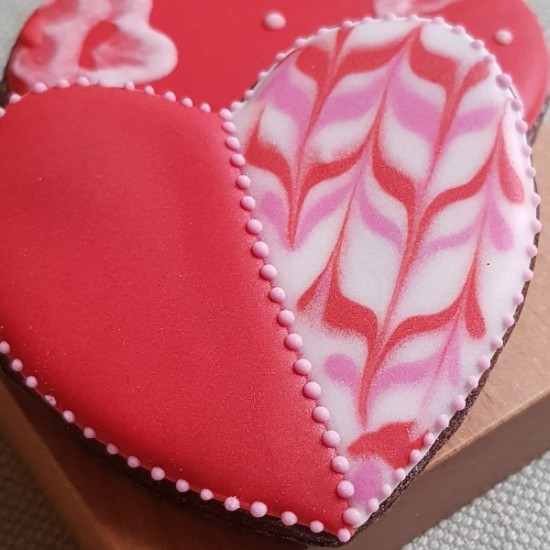 Кулинарен уоркшоп: Приготвяне и декориране на сладки за Св. Валентин | Makaroon.bg